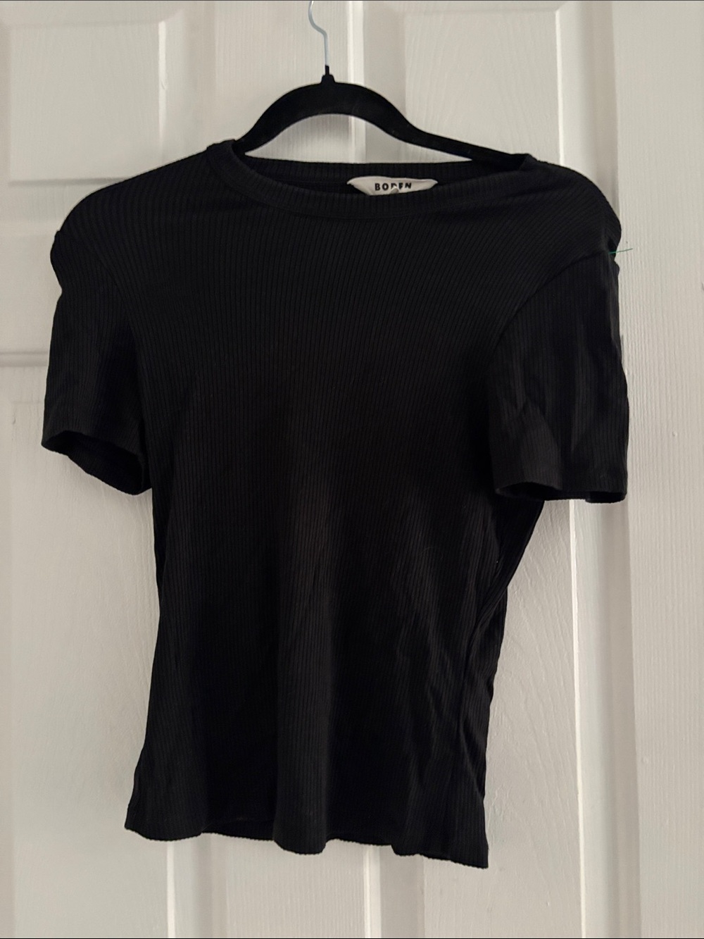 Boden Black Ribbed Short Sleeve Tee